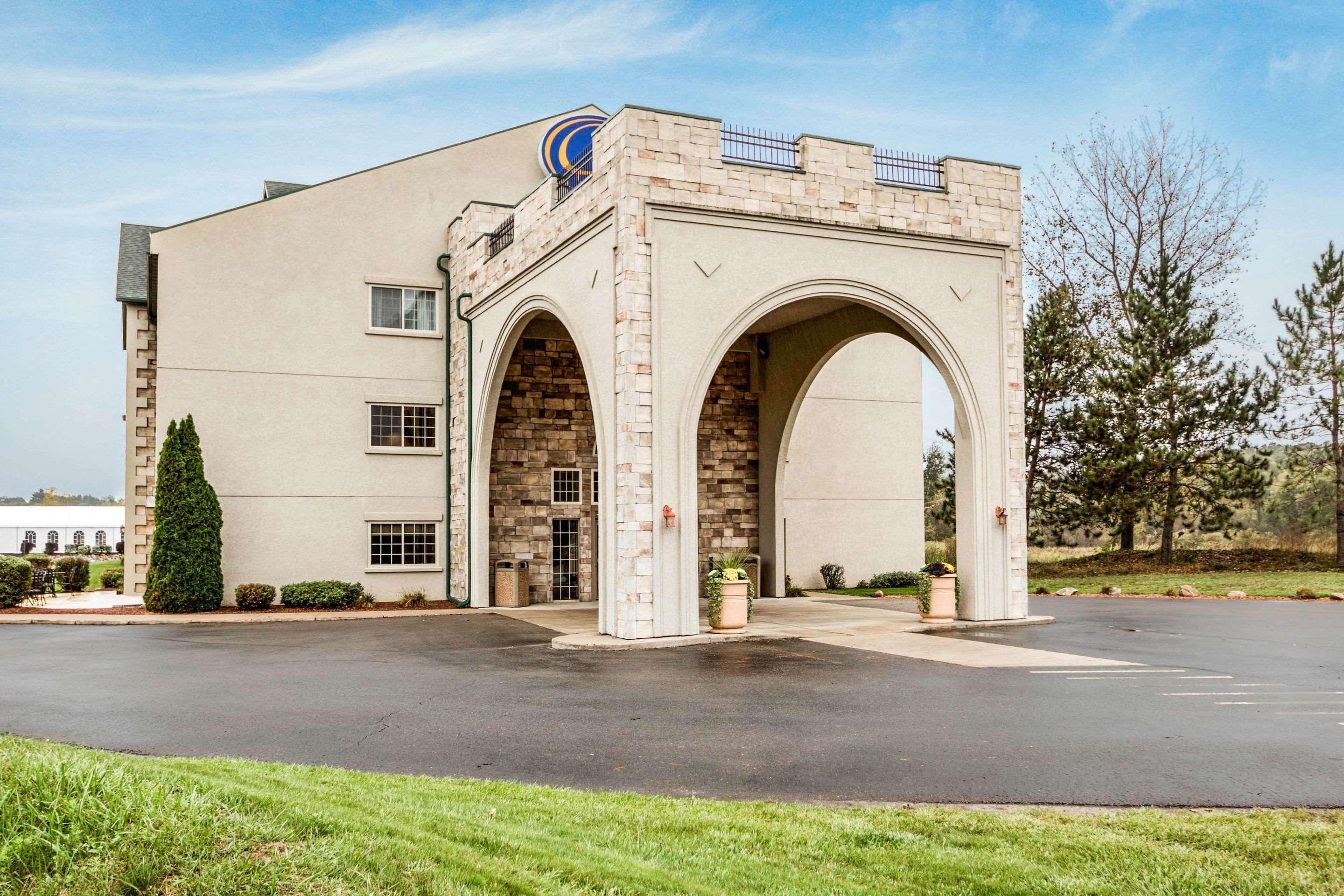 Comfort Suites At Par 4 Resort Waupaca Exterior foto